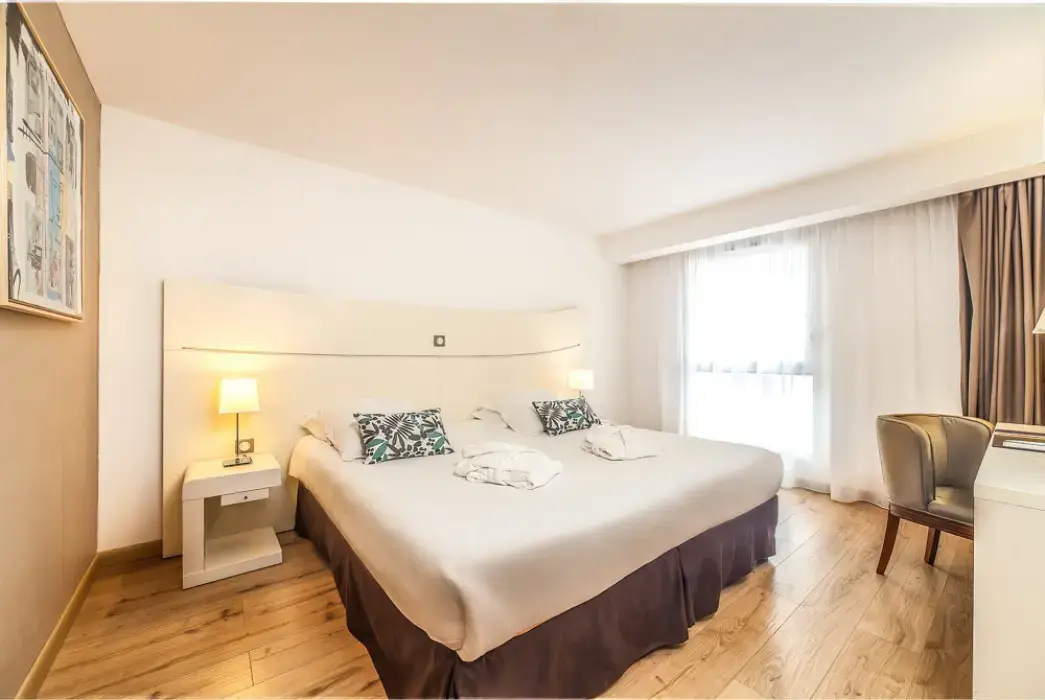 Hôtel Montaigne et Spa 11