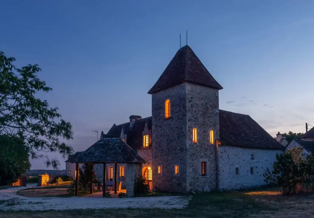 The Originals, Le Manoir de Pierre Levee 2