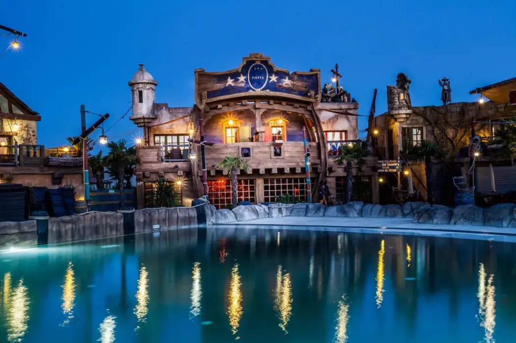 Pirates World