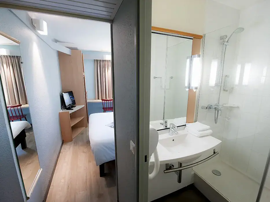 Ibis Nantes La Beaujoire 9