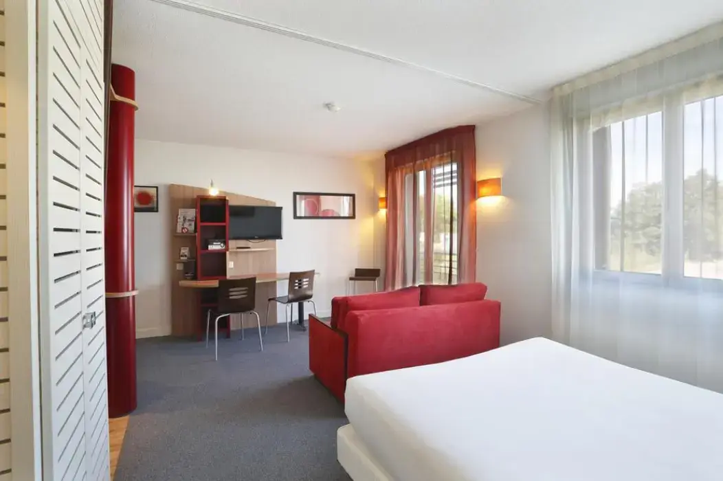 Suite Home Orléans - Saran 5