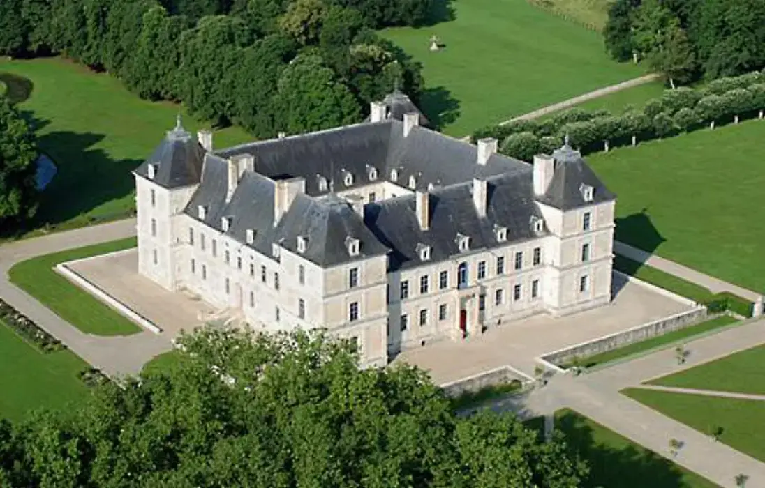 Chateau D'Ancy-Le-Franc 2
