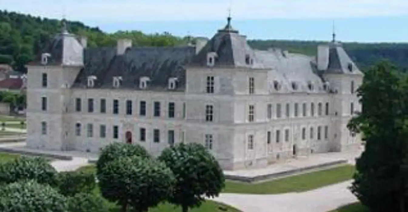 Chateau D'Ancy-Le-Franc 5