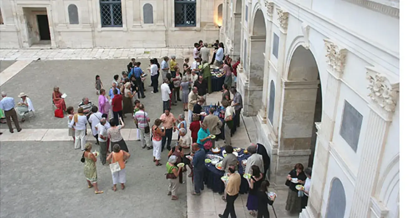 Chateau D'Ancy-Le-Franc 6