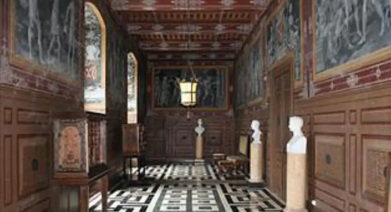 Chateau D'Ancy-Le-Franc 8
