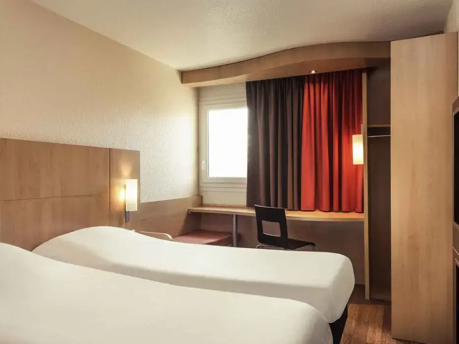 Ibis Epinay sur Seine 2