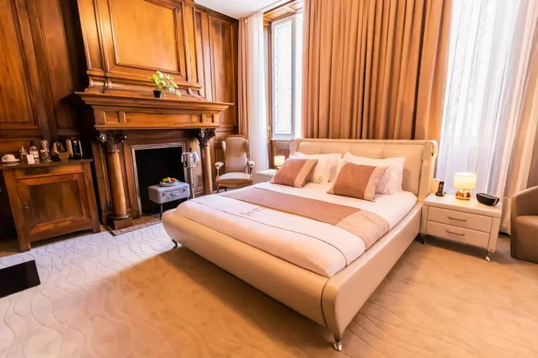 Hôtel des Quinconces 13