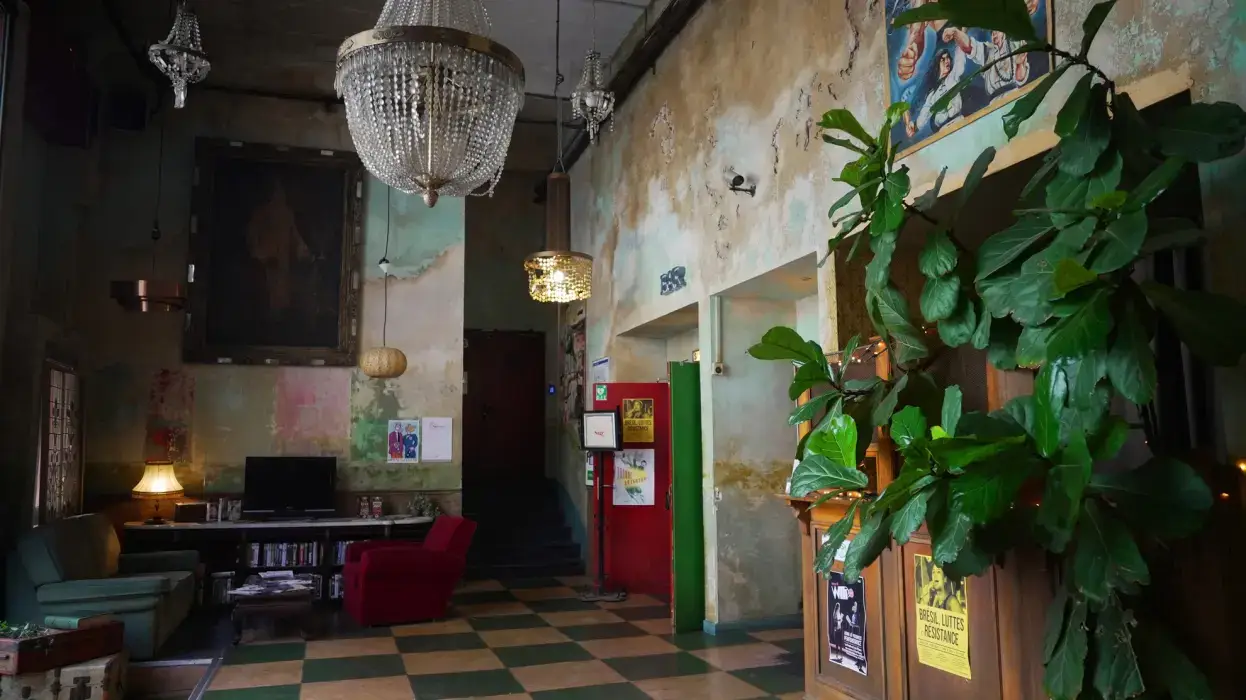 Commune Image 3