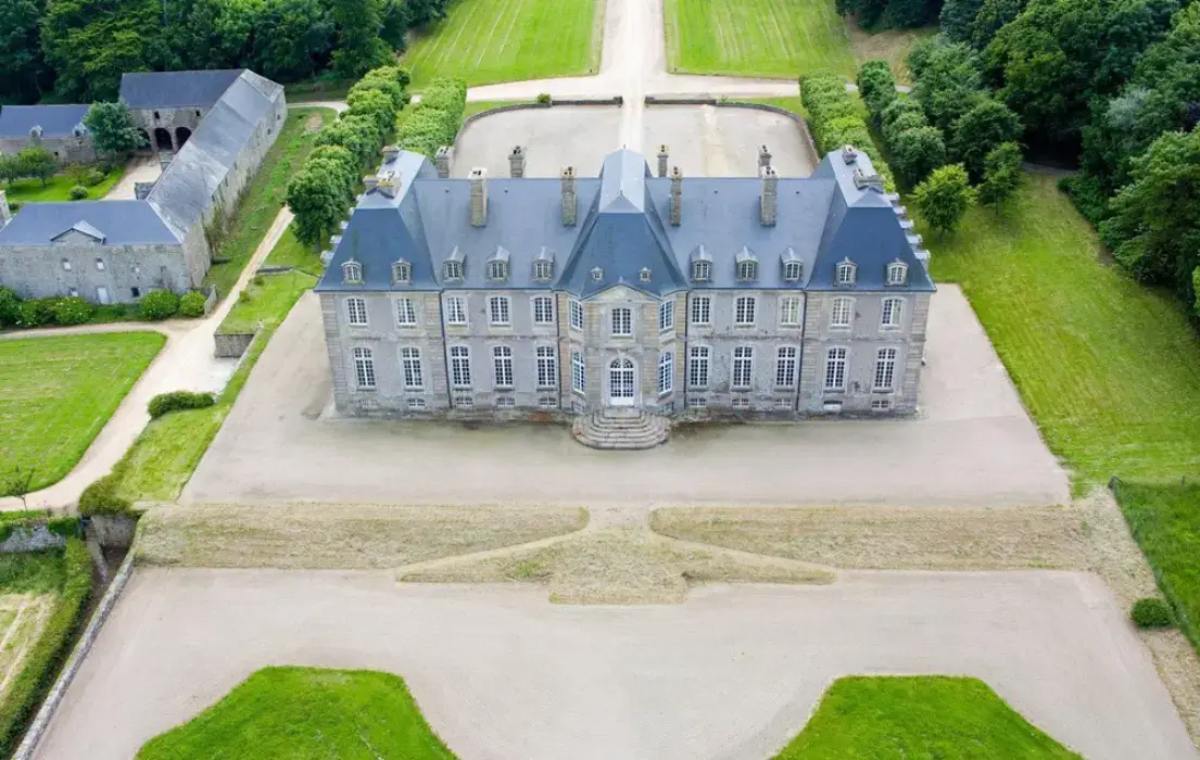 Château de Saint Pierre Eglise 2