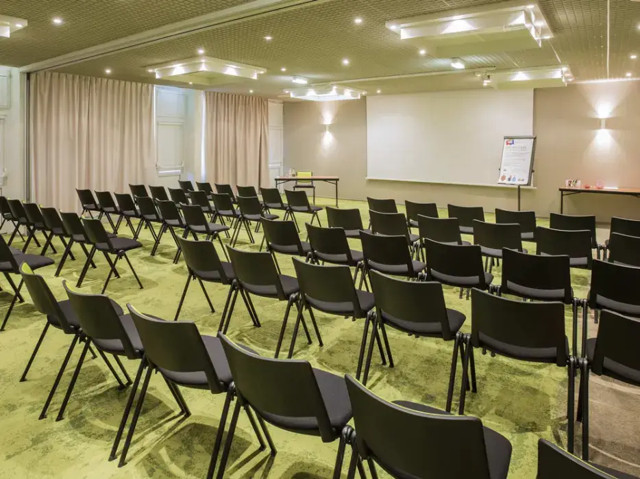 Ibis Styles Tour Sud 8