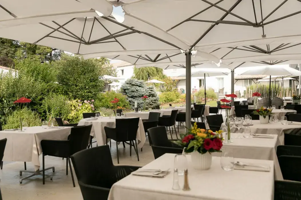 Hôtel Restaurant SPA Le Rabelais 2