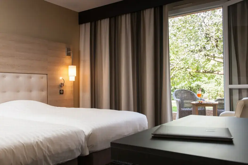 Hôtel Restaurant SPA Le Rabelais 8