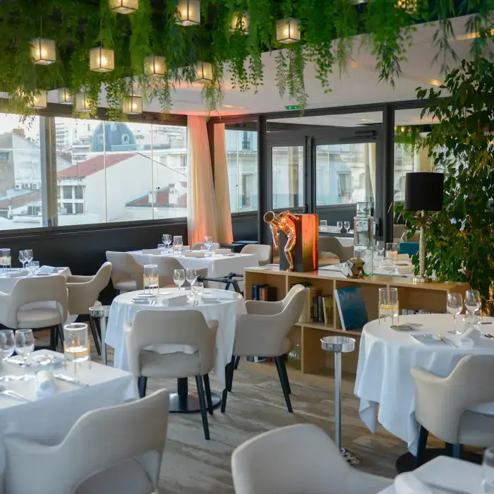Five Seas Hôtel 13