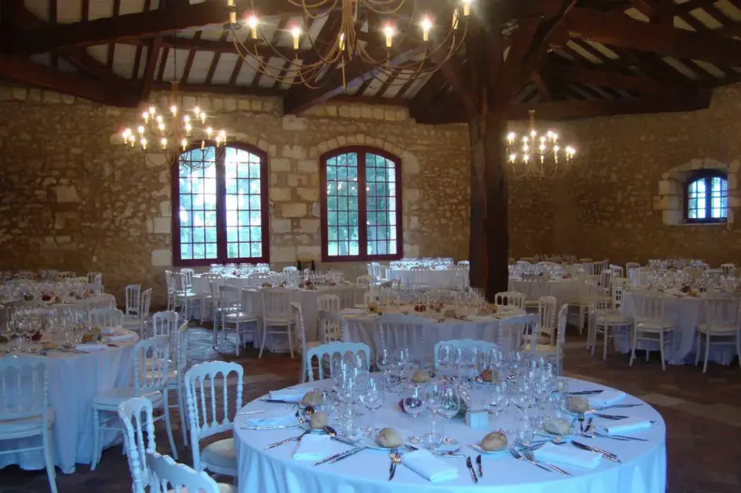 Château Carbonnieux 2
