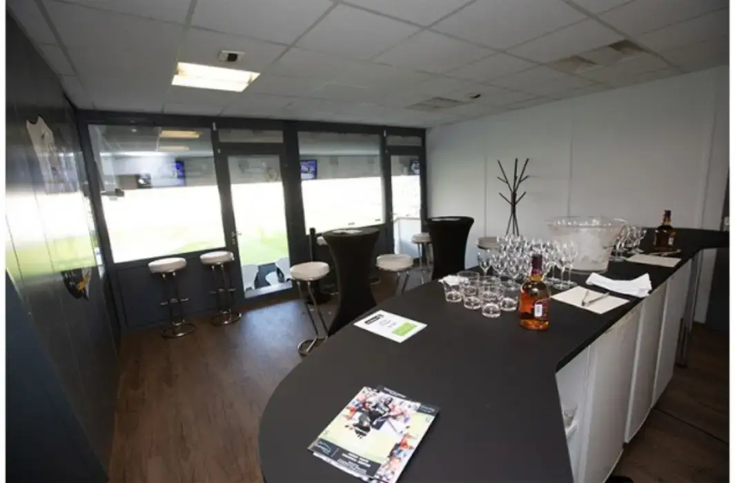 Stade Crédit Agricole La Licorne 6