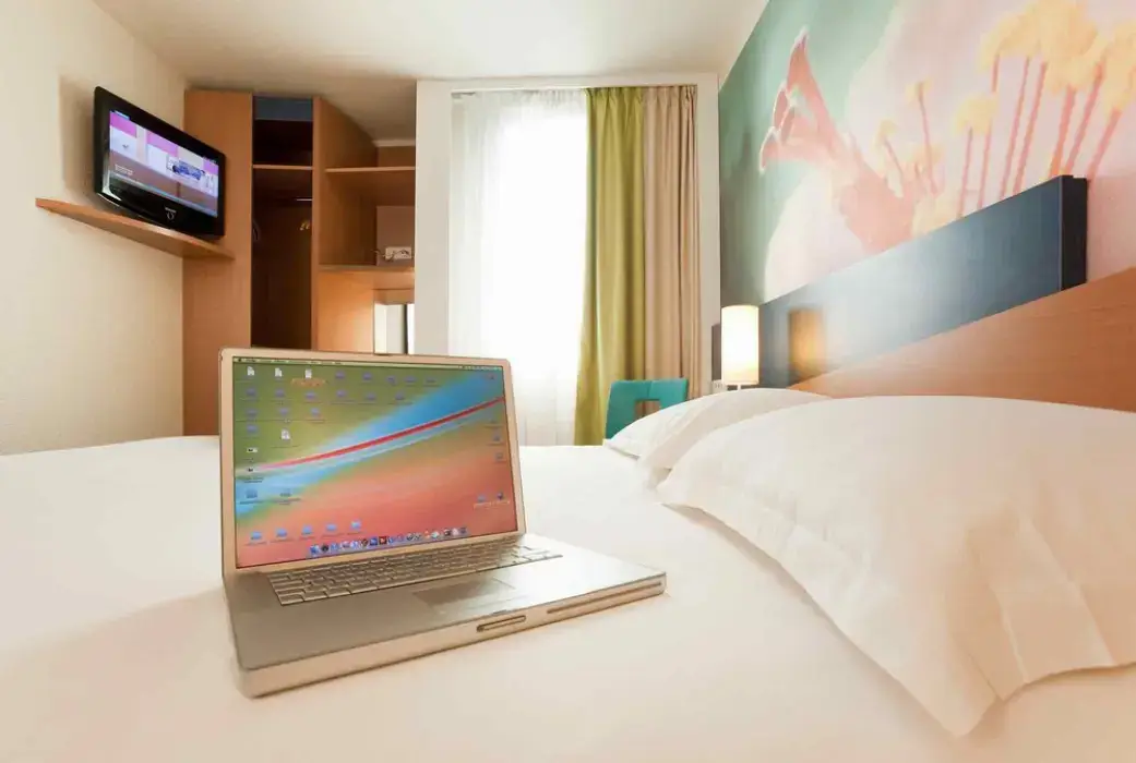 Ibis Styles Orléans 7