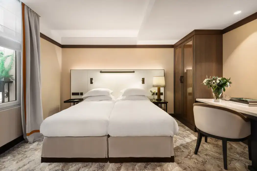 Hyatt Paris Madeleine 13