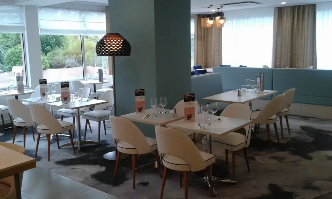 Mercure Macon Bord de Saone 19