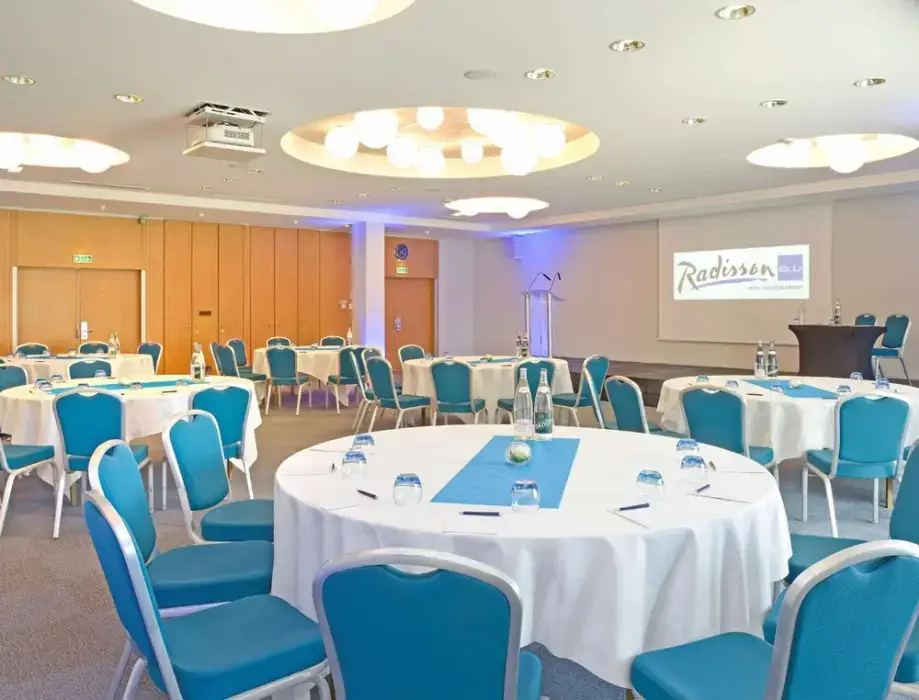 Radisson Blu Toulouse Airport 4