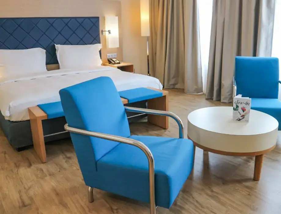 Radisson Blu Toulouse Airport 12