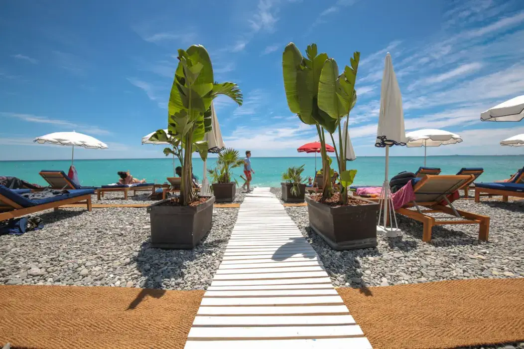 La Plage Beau Rivage 2