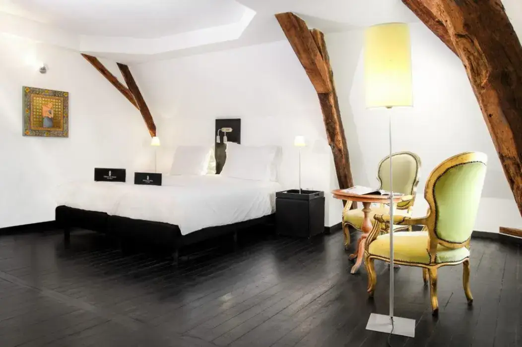 Château Les Merles 4