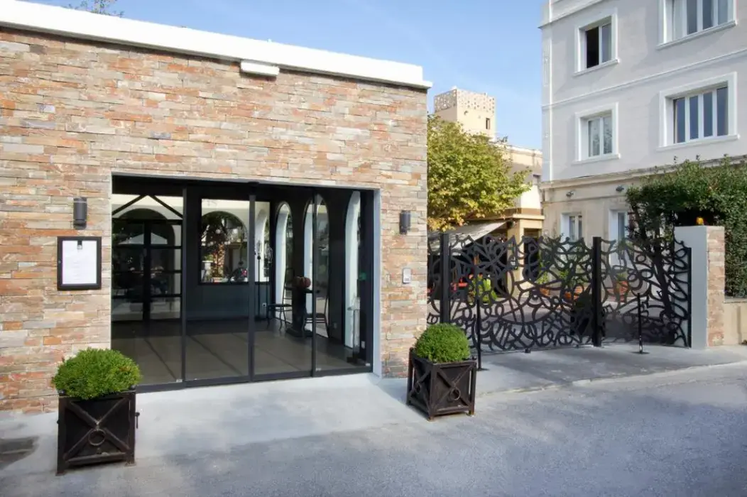 Mercure Marseille Centre Bompard la Corniche 2