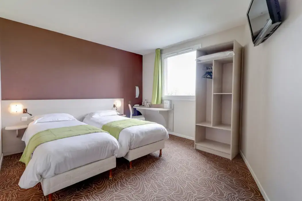 Brit Hotel Saint-Méen-le-Grand - L'adresse 7