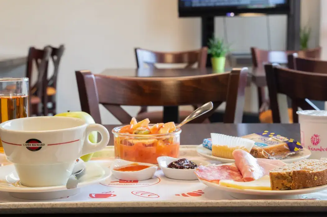 Brit Hotel Saint-Méen-le-Grand - L'adresse 10
