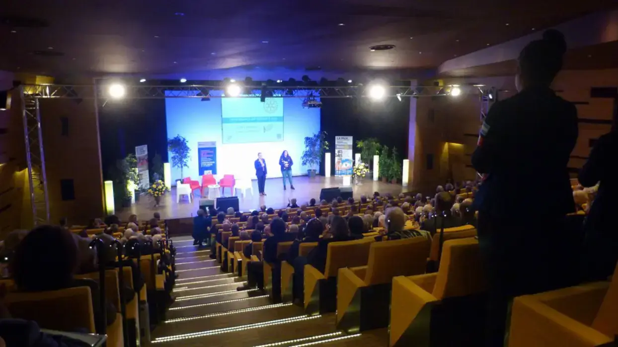 Centre de Conferences d'Orleans 4