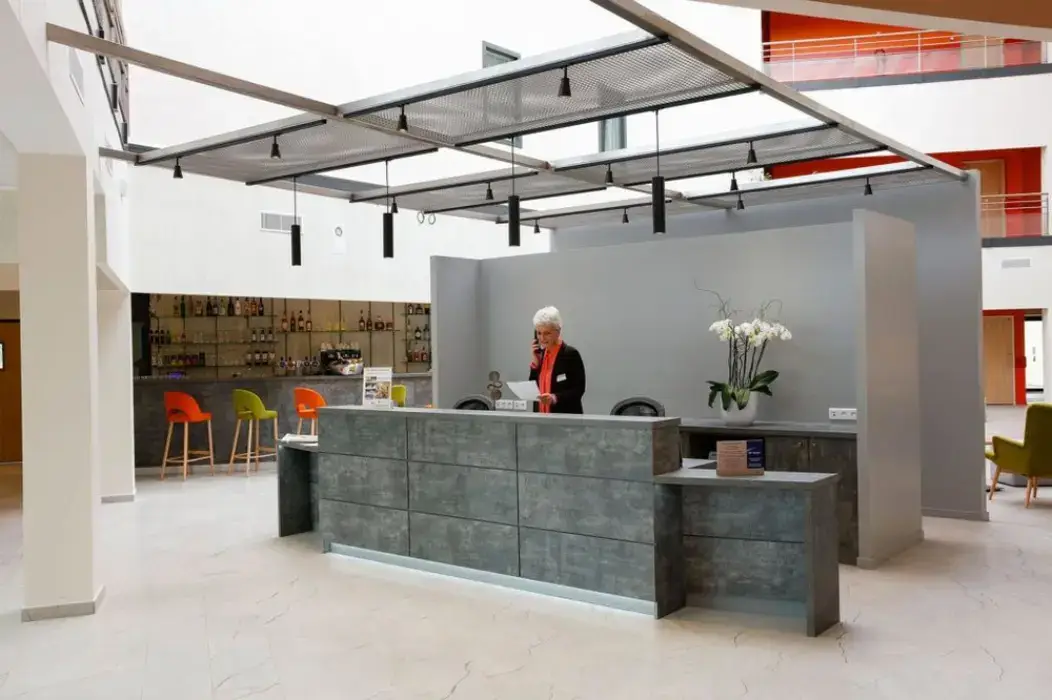 Best Western Plus Hotel Escapade Senlis 4