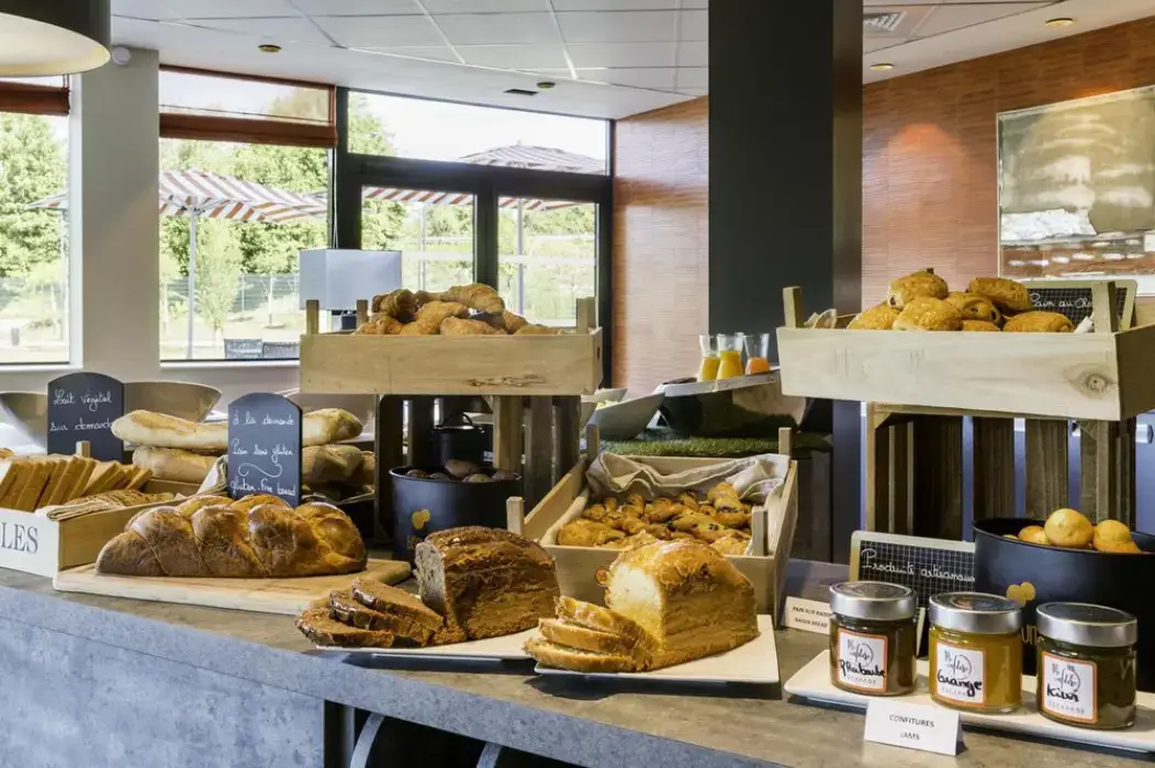 Best Western Plus Hotel Escapade Senlis 12