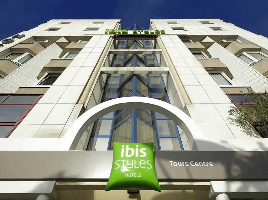 Ibis Styles Tours Centre 2