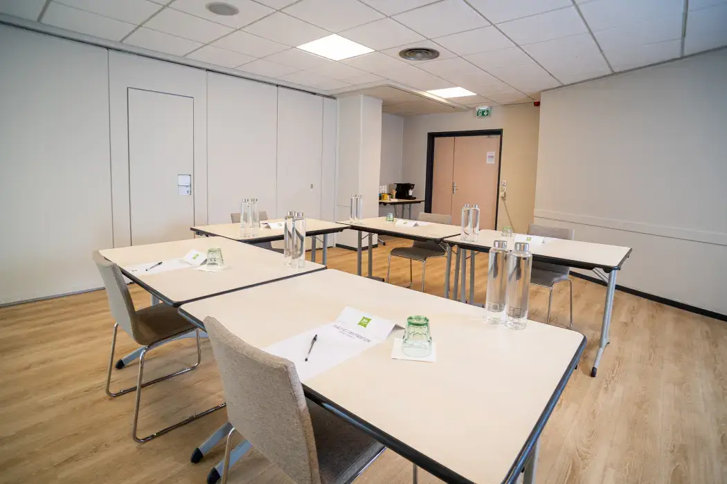 Ibis Styles Tours Centre 10
