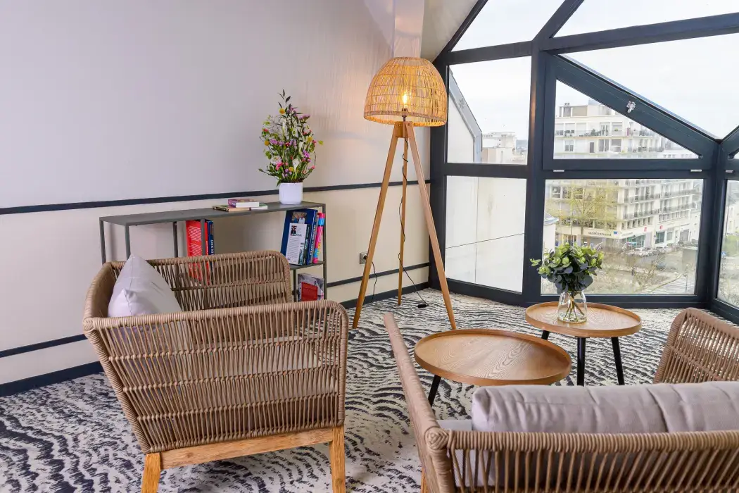 Ibis Styles Tours Centre 28