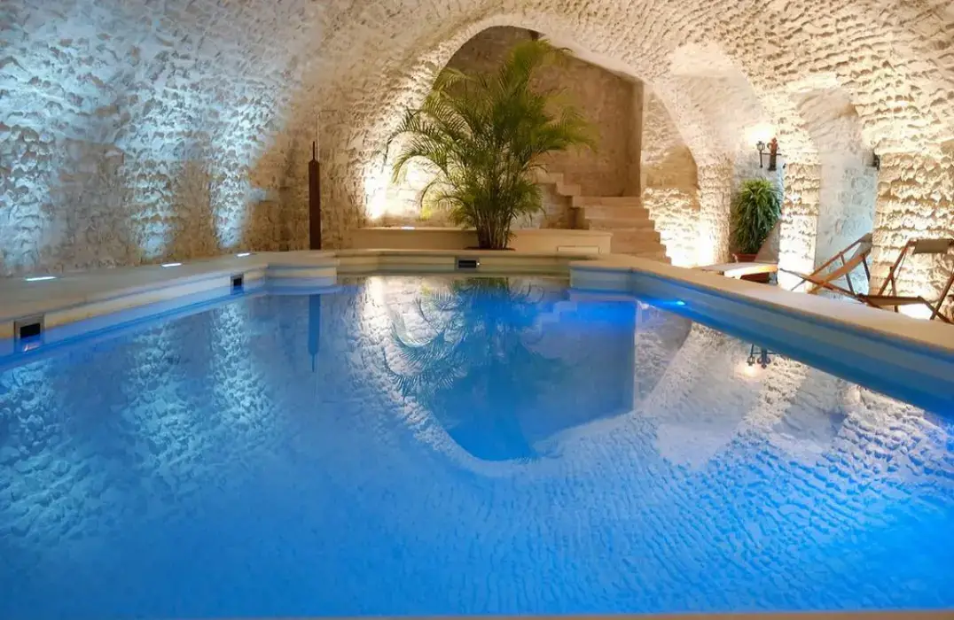 Chateau de Vault de Lugny 3