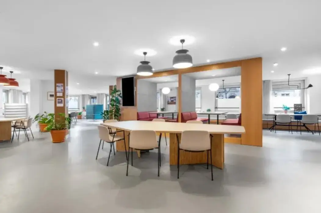 Regus Paris Arc de Triomphe 5