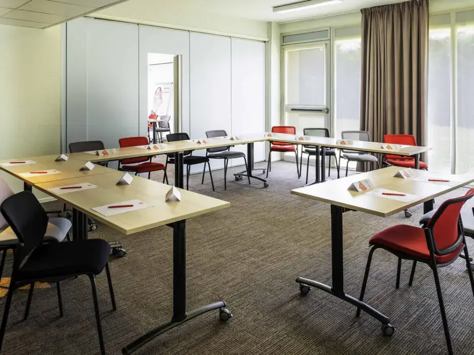Ibis Marne la Vallee Emerainville 11