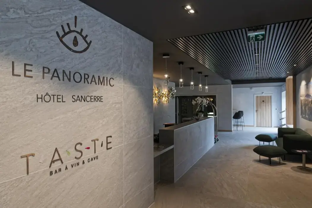 Le Panoramic 4