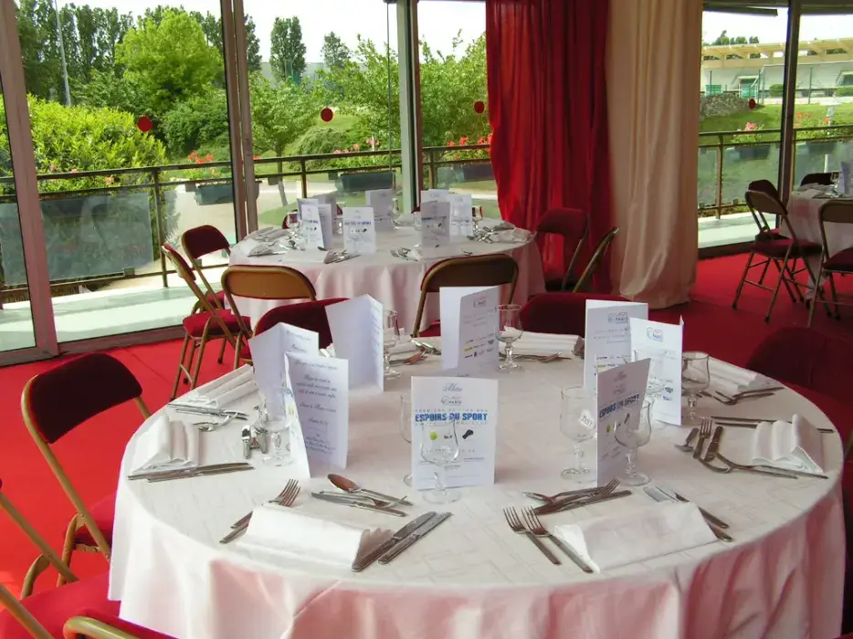 Le Bois d'Auteuil Clerence Restauration 3
