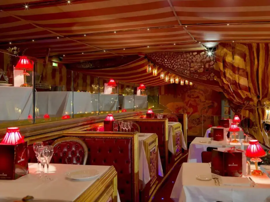 Moulin Rouge 4