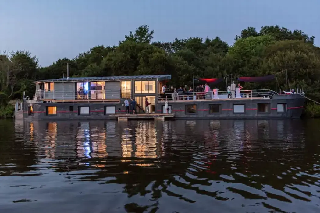 La Rivière House - Péniche Carpe Diem