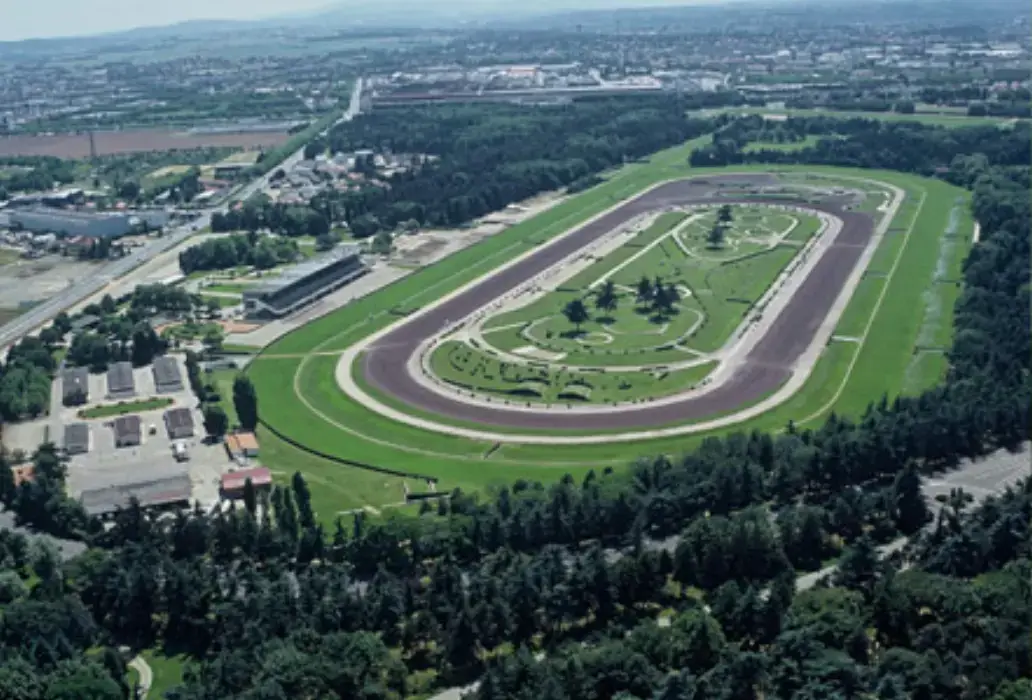Hippodrome de la Soie 4