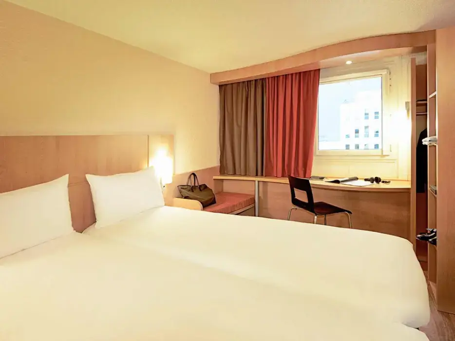 Ibis Maubeuge 3