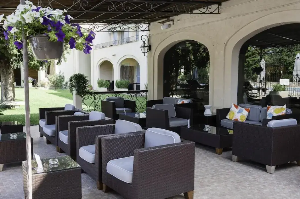 Hôtel Lune de Mougins et Spa 13