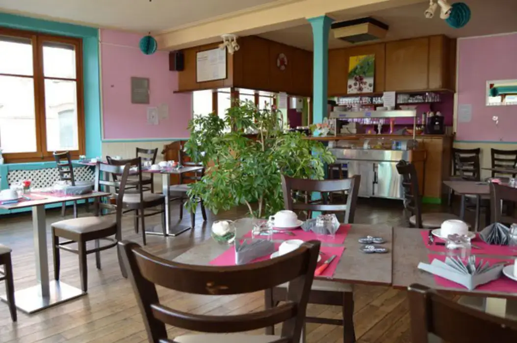 Hôtel Restaurant des Côtes de Meuse 6