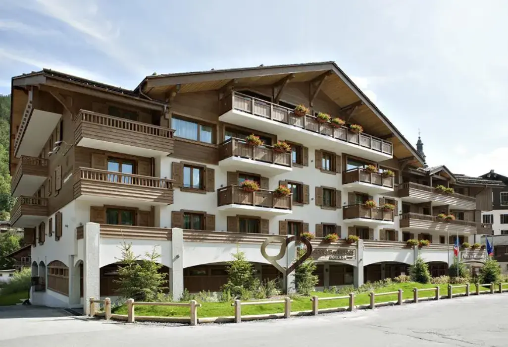 Au Coeur du Village 7