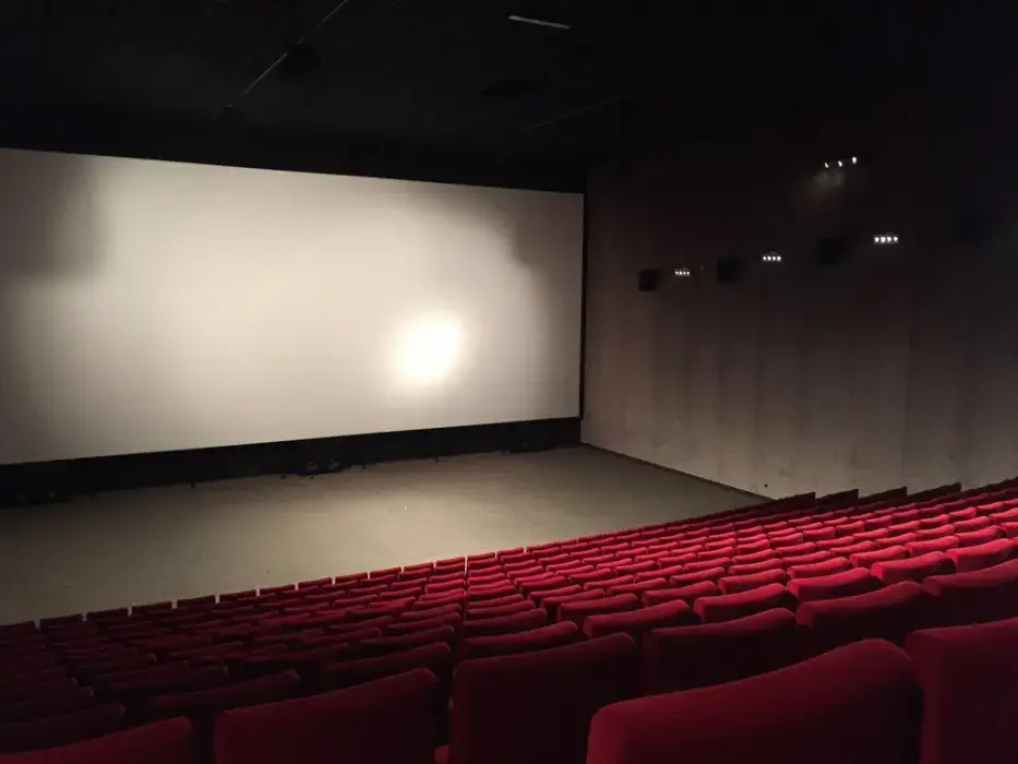 Cinéma Les Arts 2