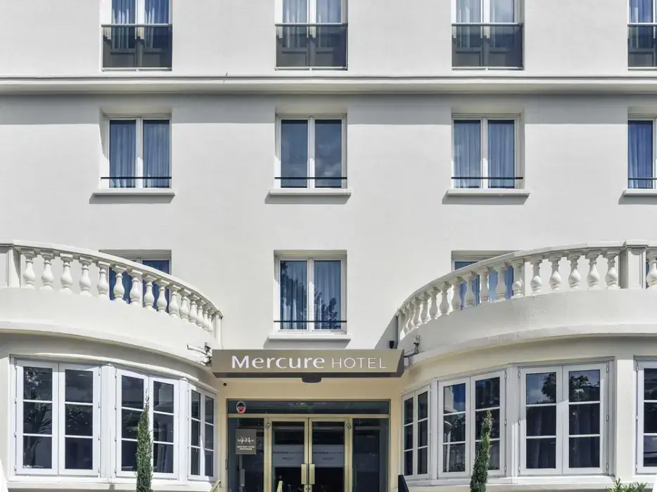 Mercure Paris Saint-Cloud Hippodrome 2