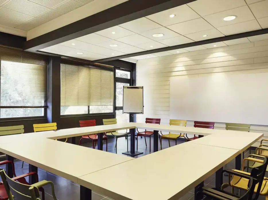 Ibis Styles Toulon La Seyne 6
